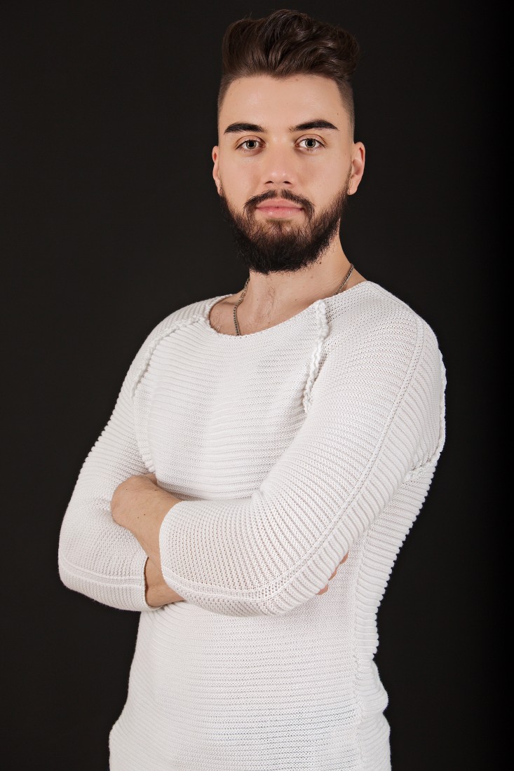 Максим Жук