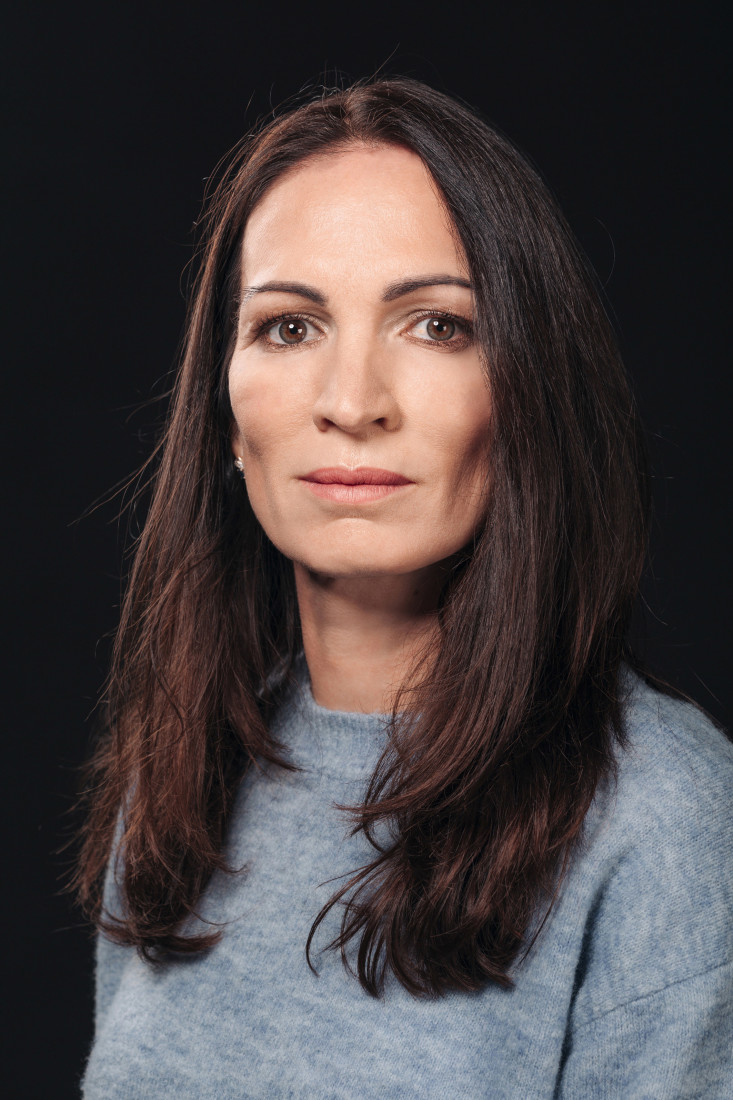 Елена Каналес
